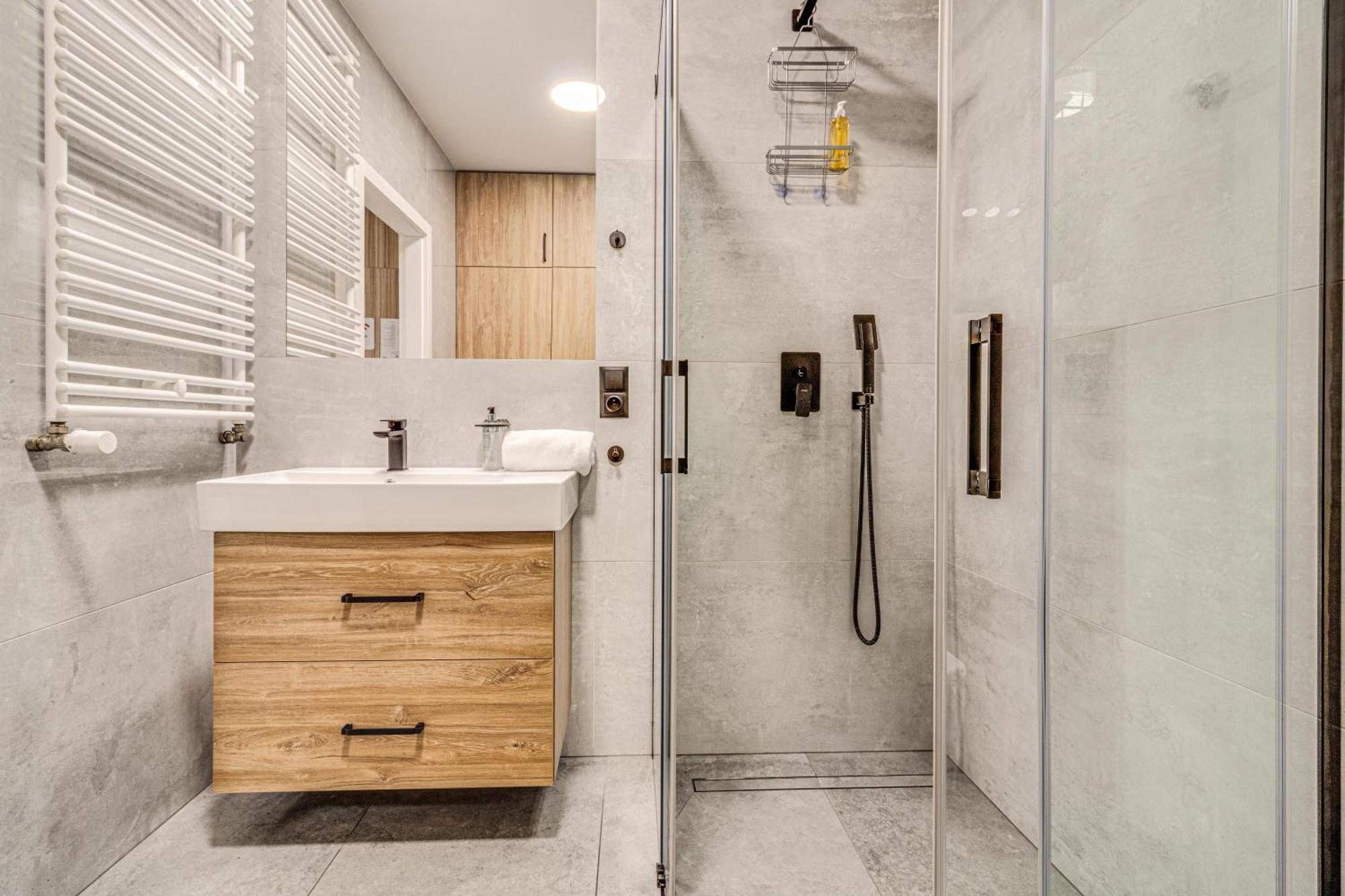 Rentplanet - Apartament Wyszynskiego วรอตซวาฟ ภายนอก รูปภาพ