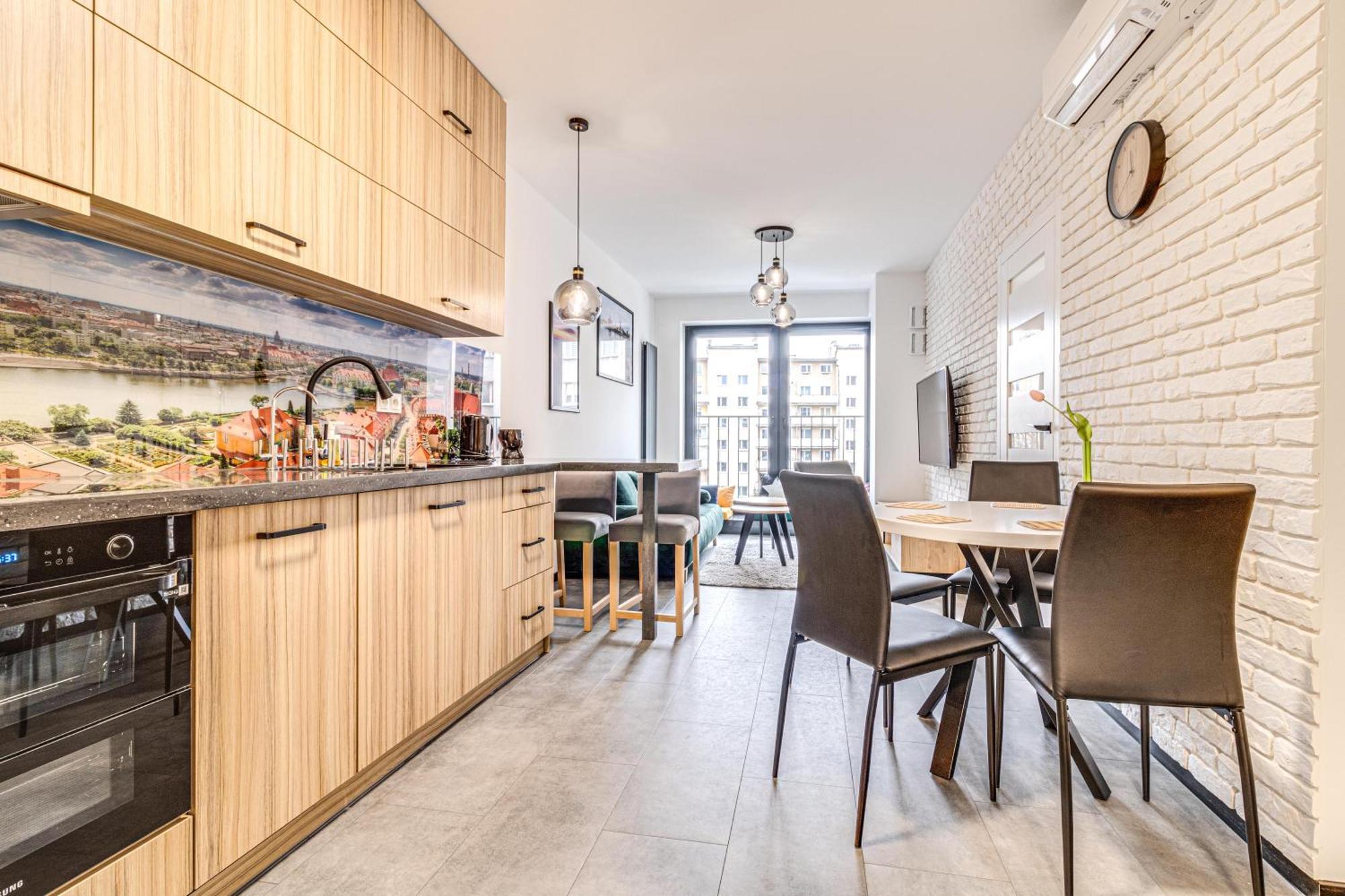 Rentplanet - Apartament Wyszynskiego วรอตซวาฟ ภายนอก รูปภาพ